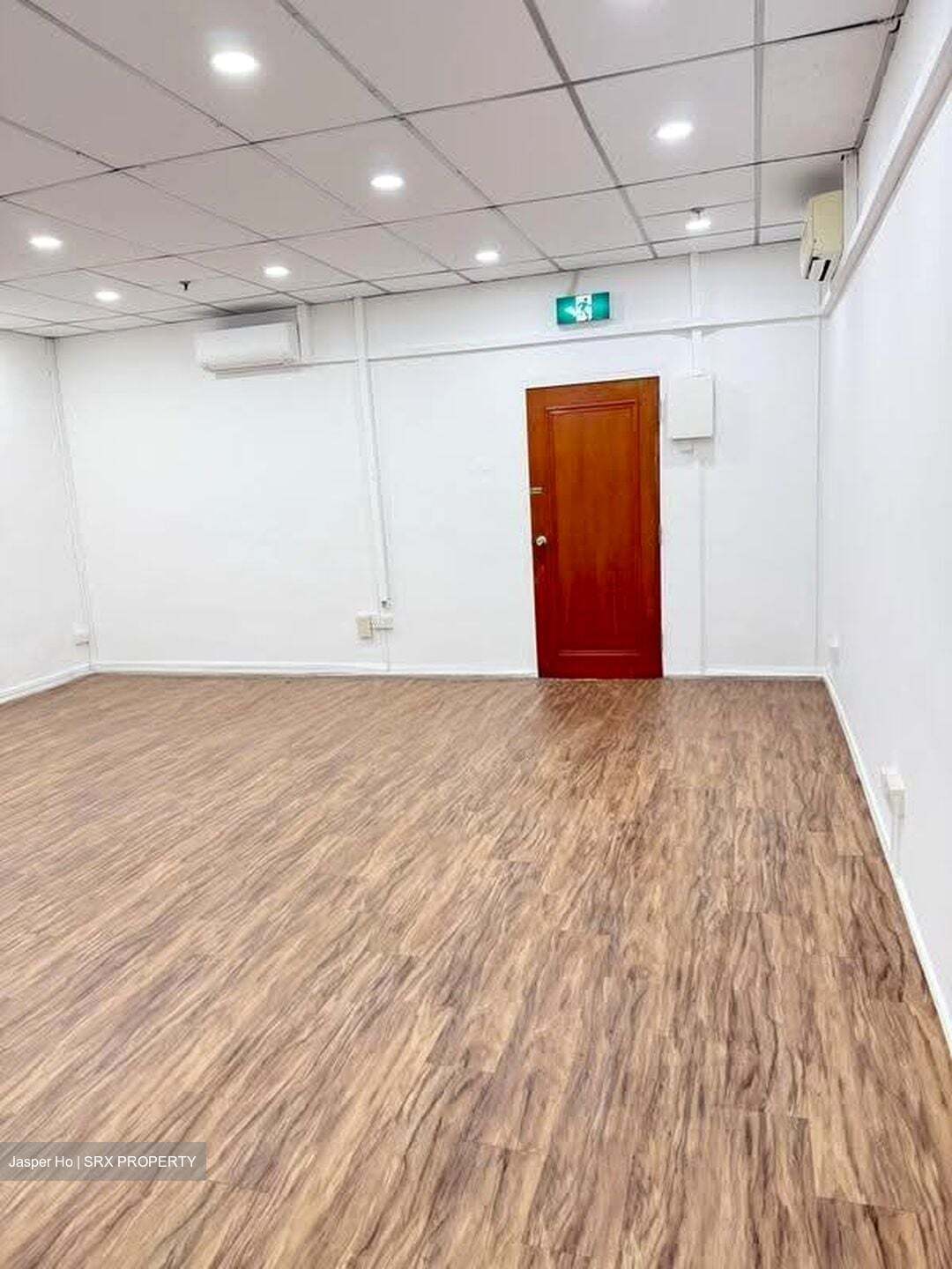 Fu Tsu Building (D12), Factory #629660761